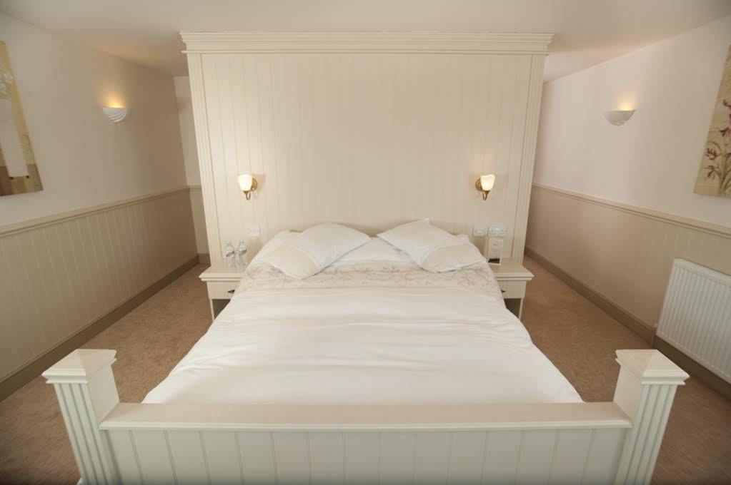 Beesands The Cricket Inn מראה חיצוני תמונה
